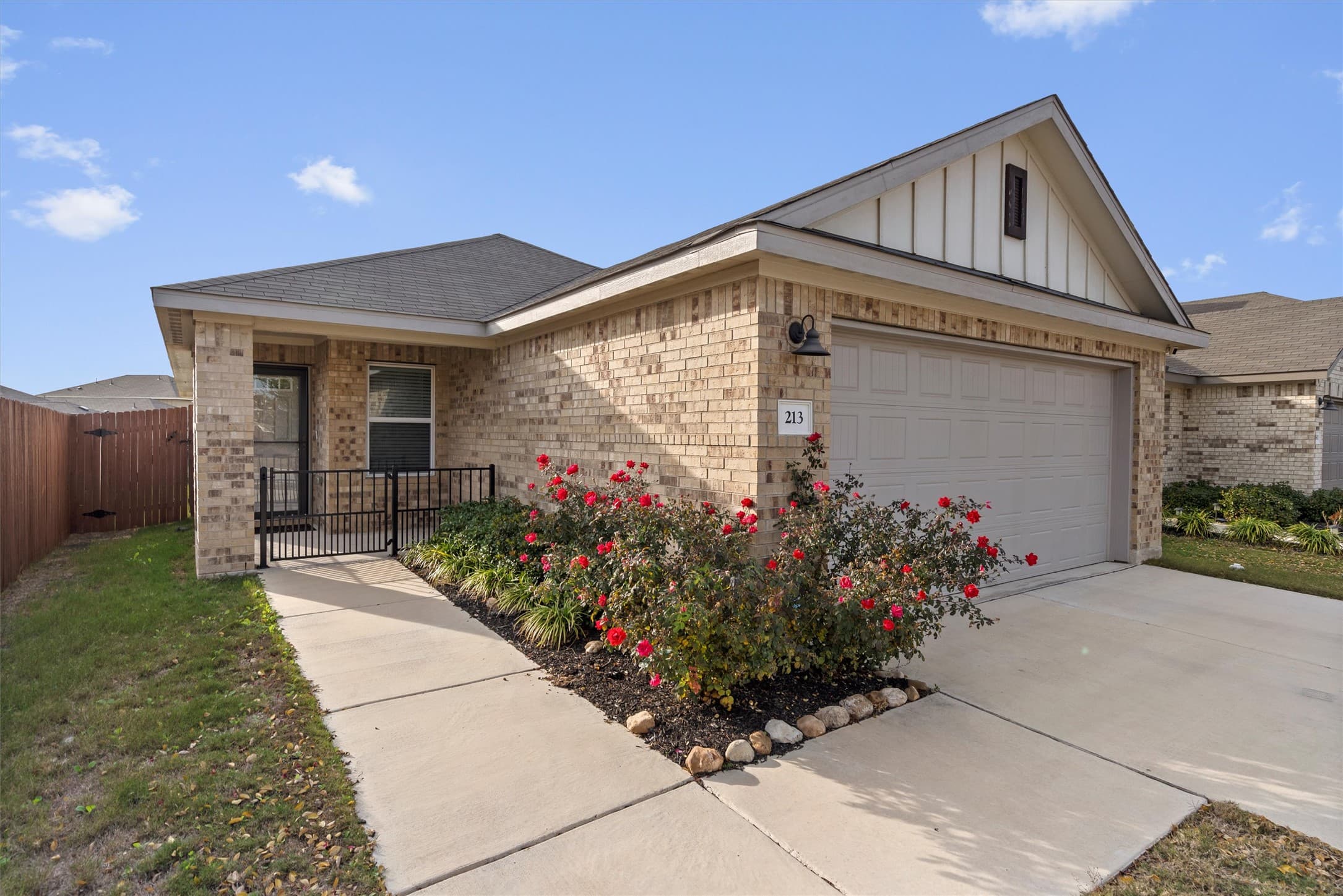 213 Wild Spur Ln