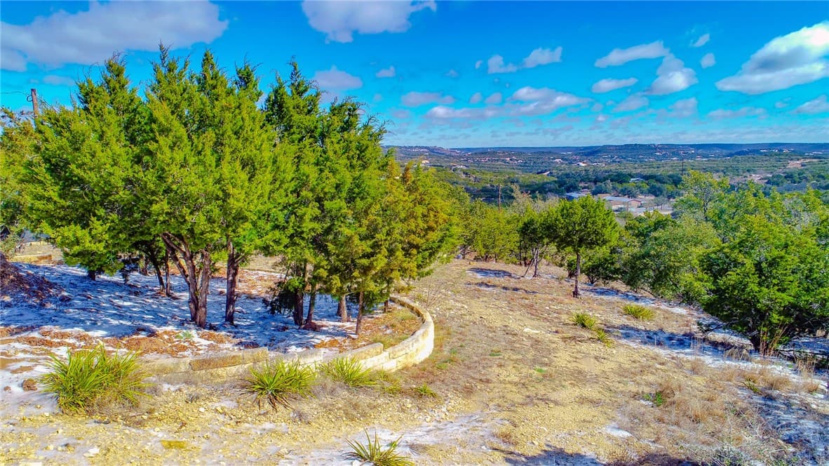 6009 La Paloma Ln