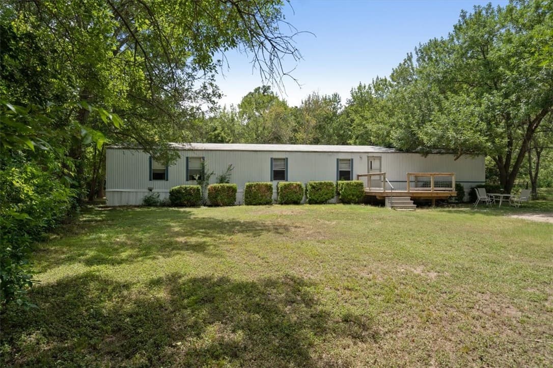 260 Chaparral Dr