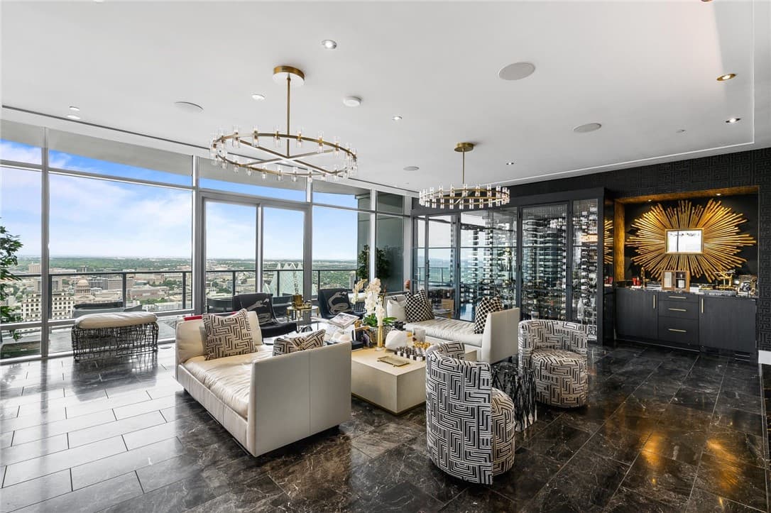 200 Congress Ave Unit 48qs
