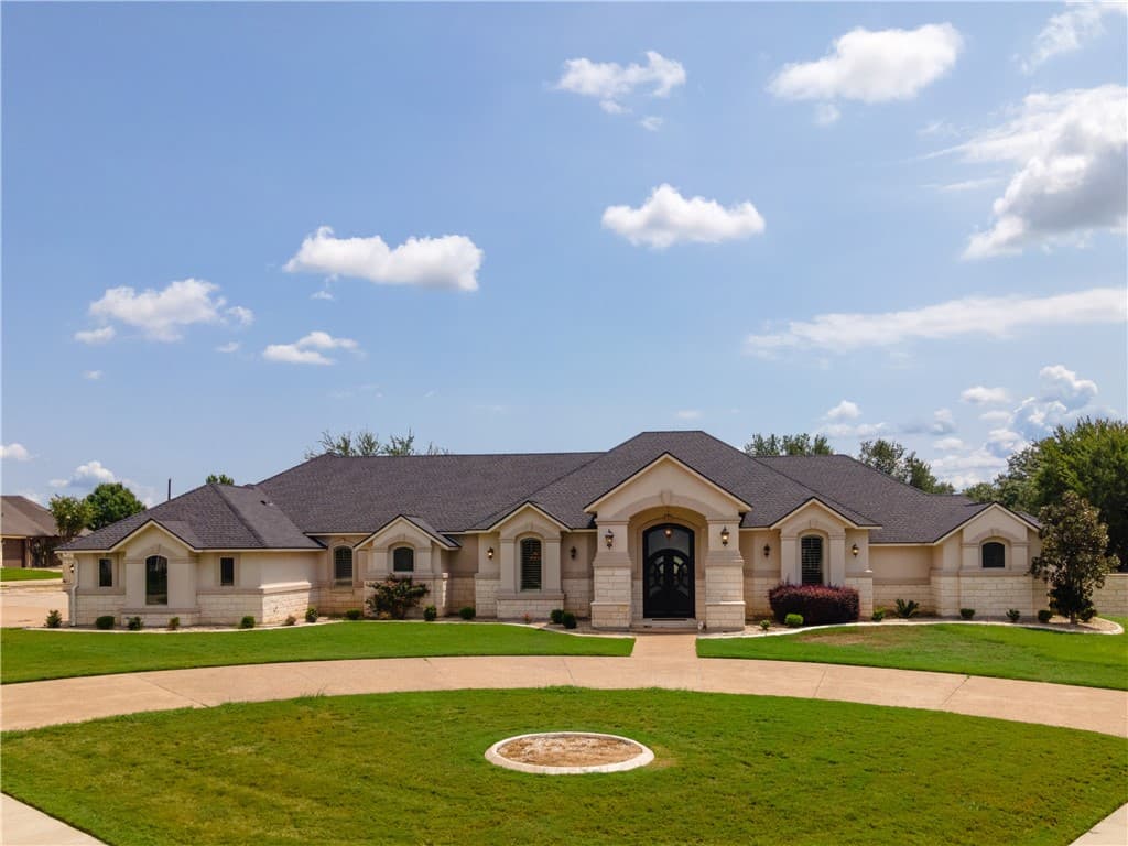 5400 E Riverwood Ct