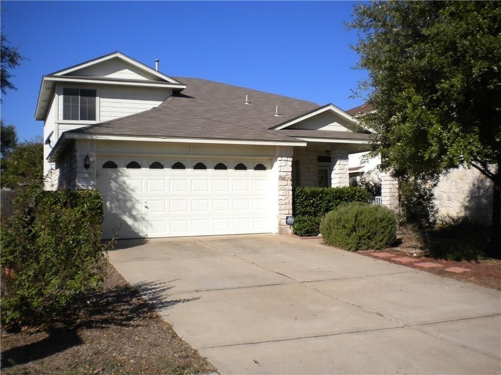 1302 Dillon Lake Bnd