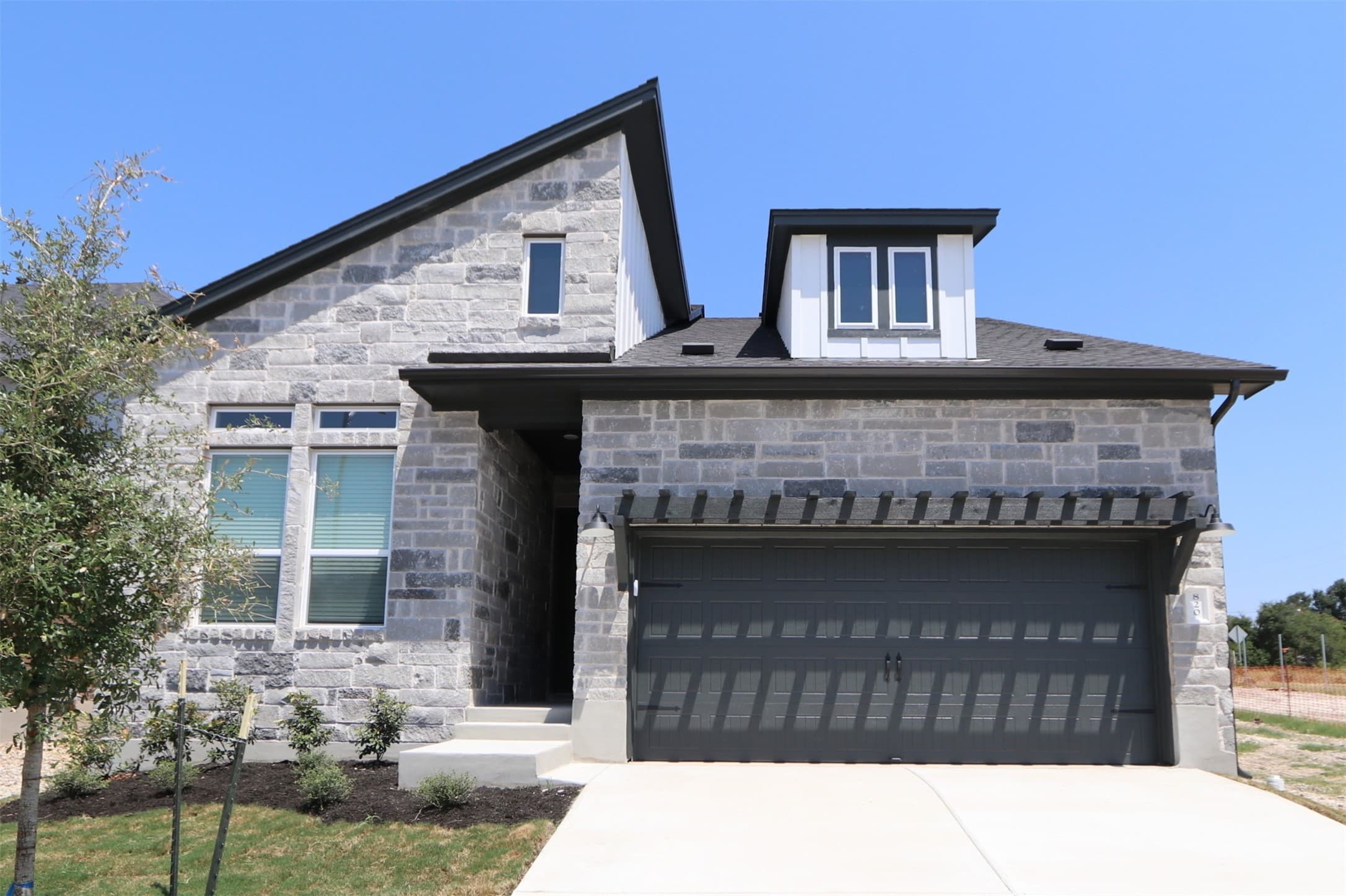 820 Beaverton Dr