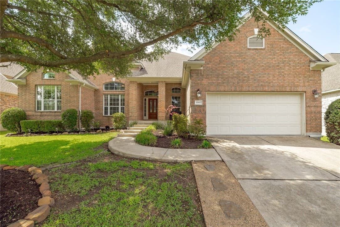 15813 Double Eagle Dr