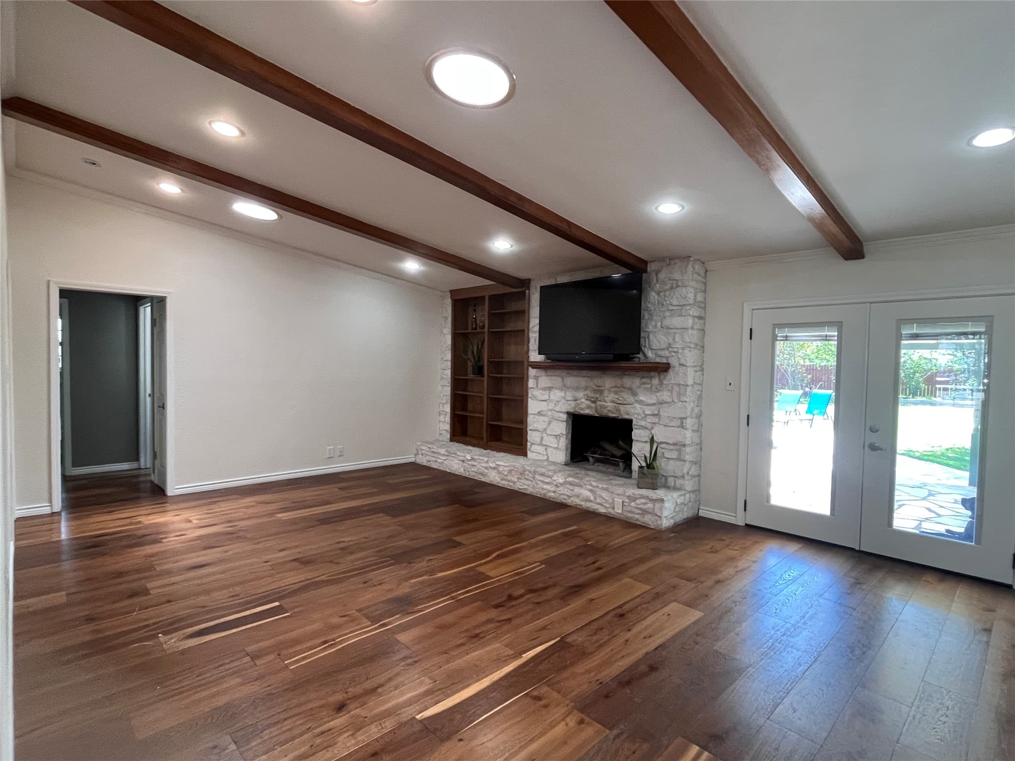 Gallery image 2