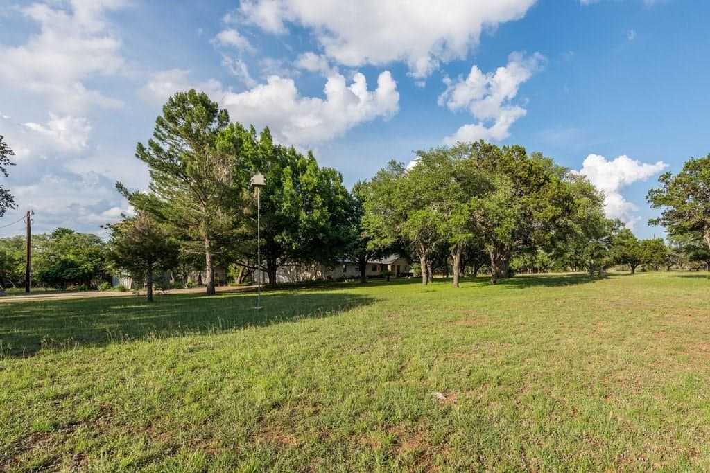 200 Collier Ln