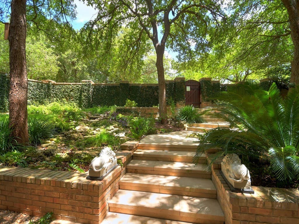 Gallery image 4