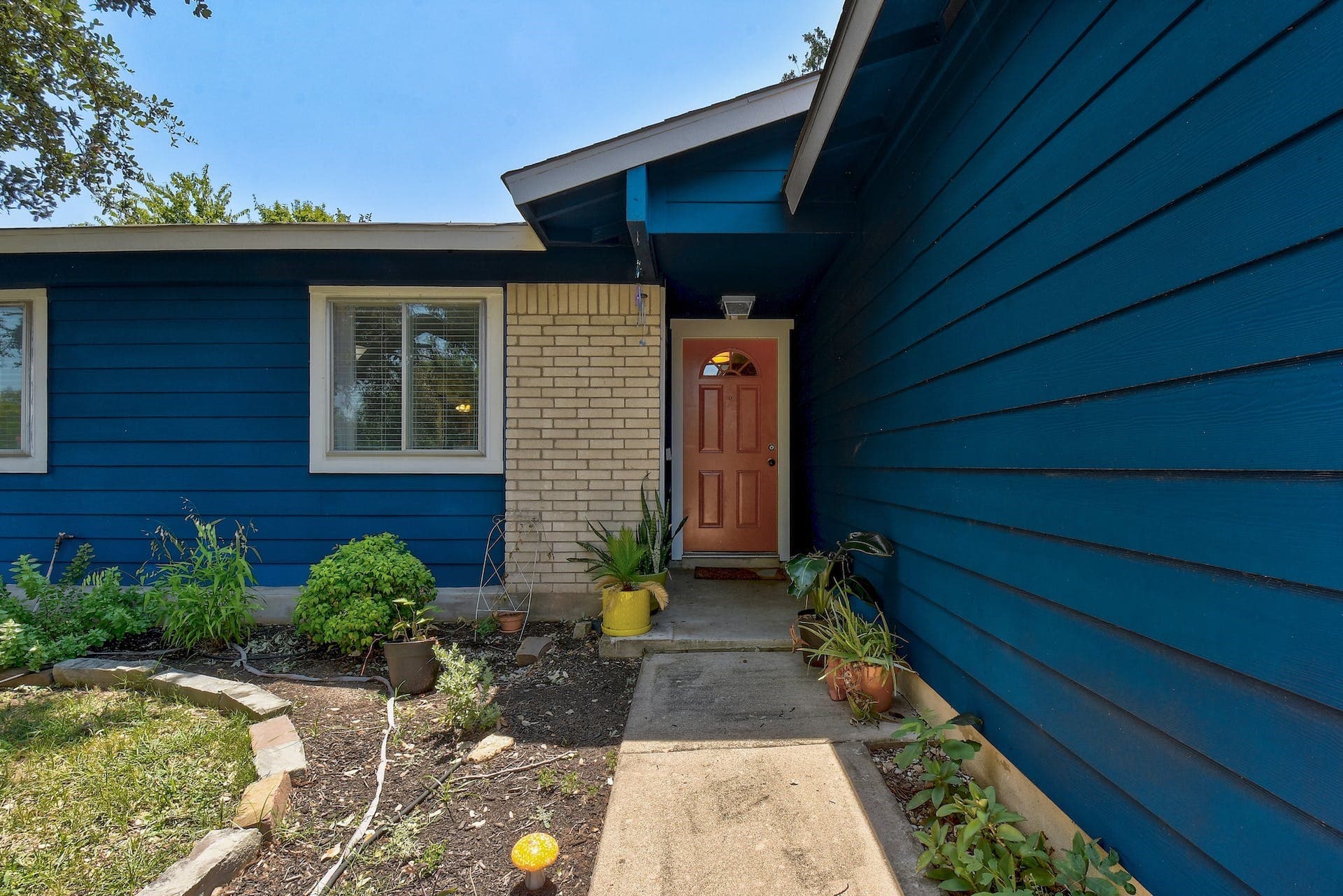 8507 Romney Rd