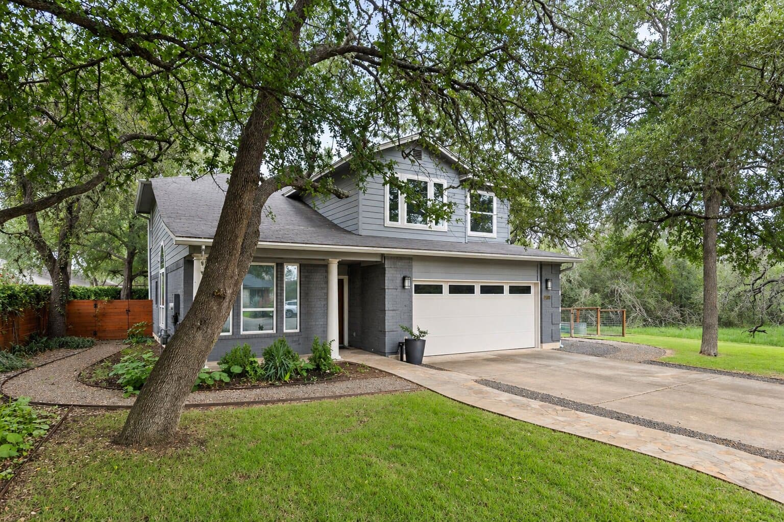 9605 Kangaroo Ln