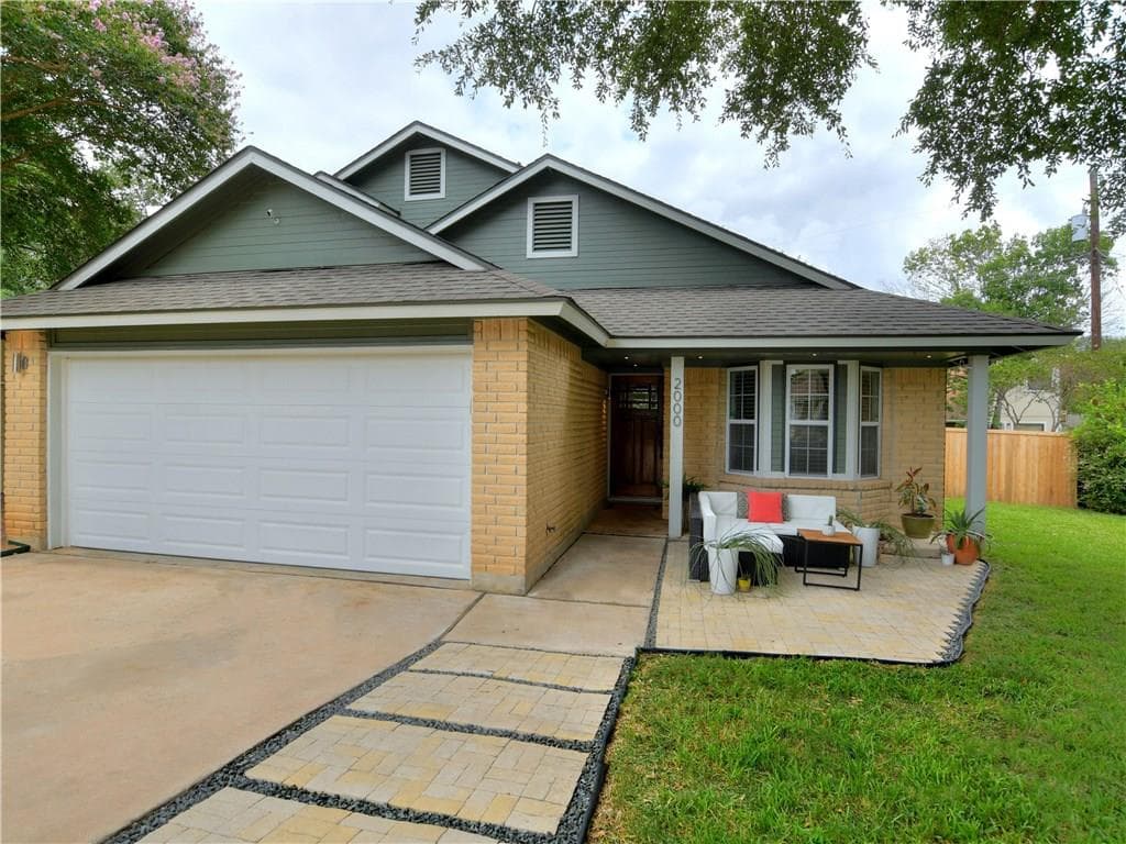 2000 Laura Ct