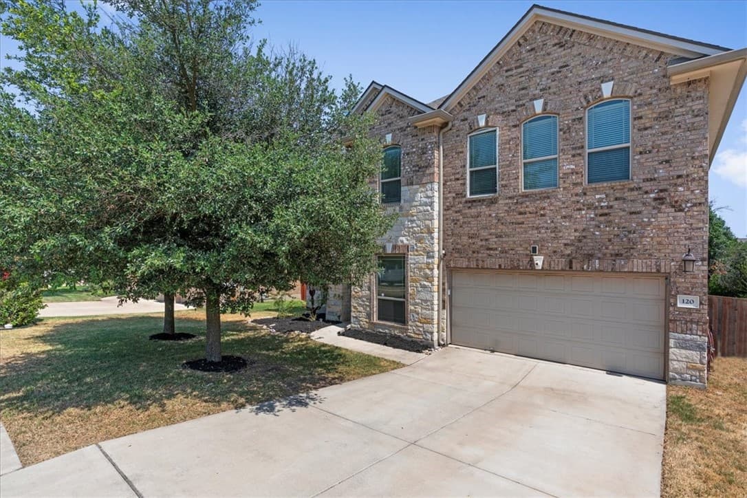 120 Lake Mineral Wells Dr