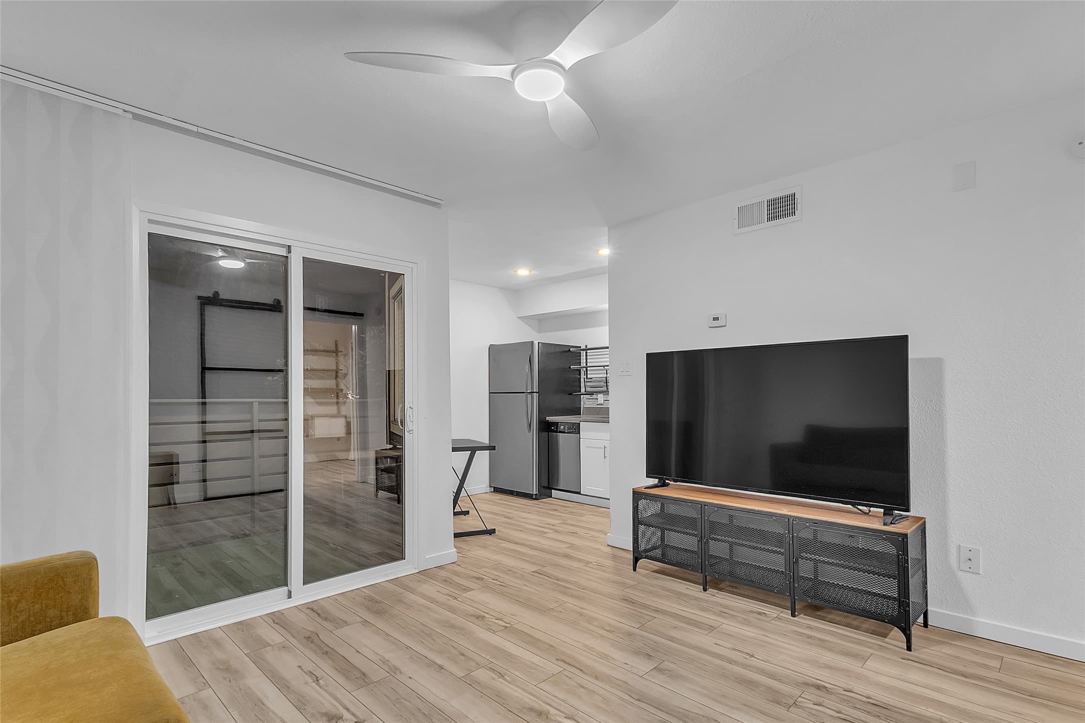 1840 Burton Dr Apt 184