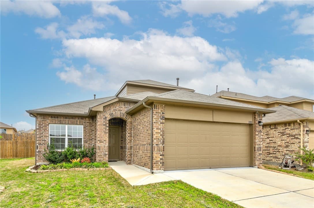 2212 Zepeda Pl