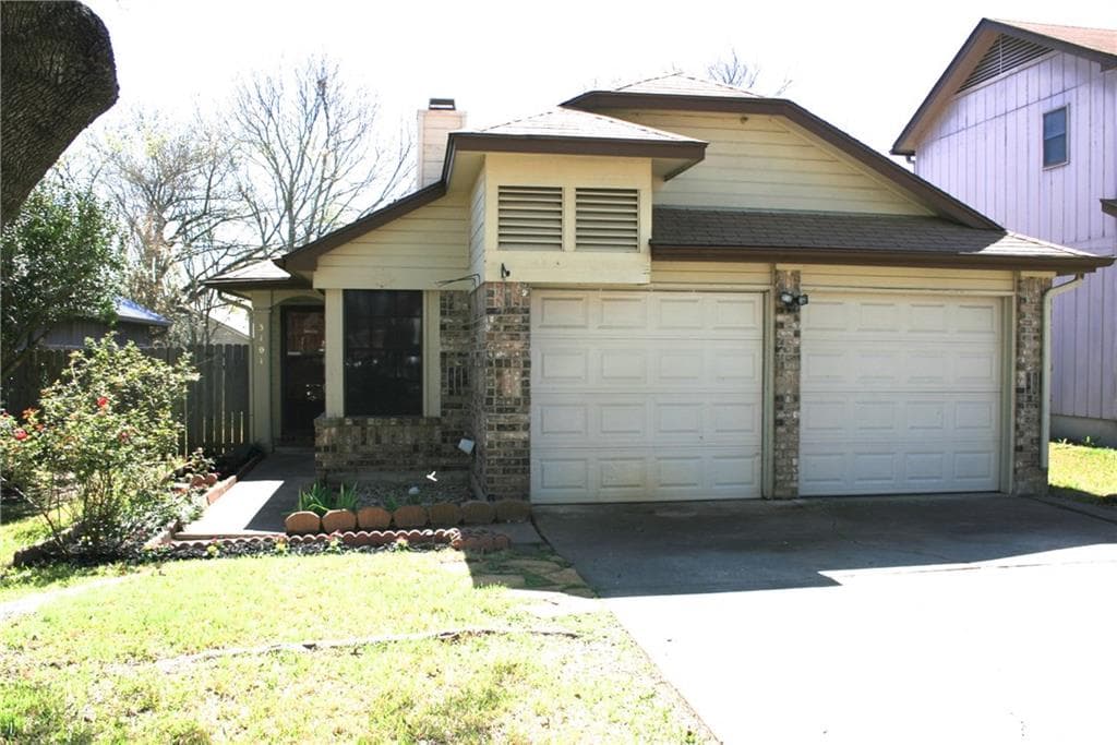 3101 Linnet Dr