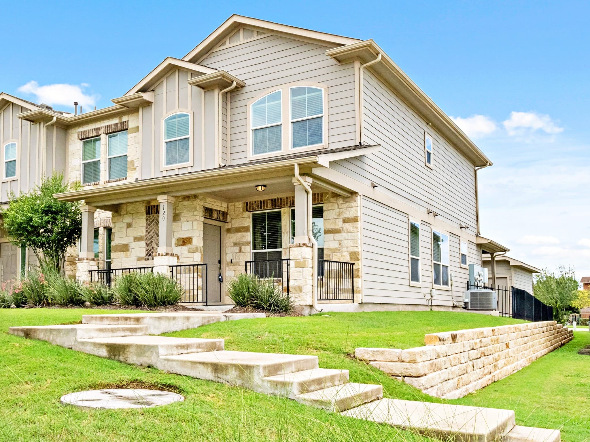 120 Adage Dr