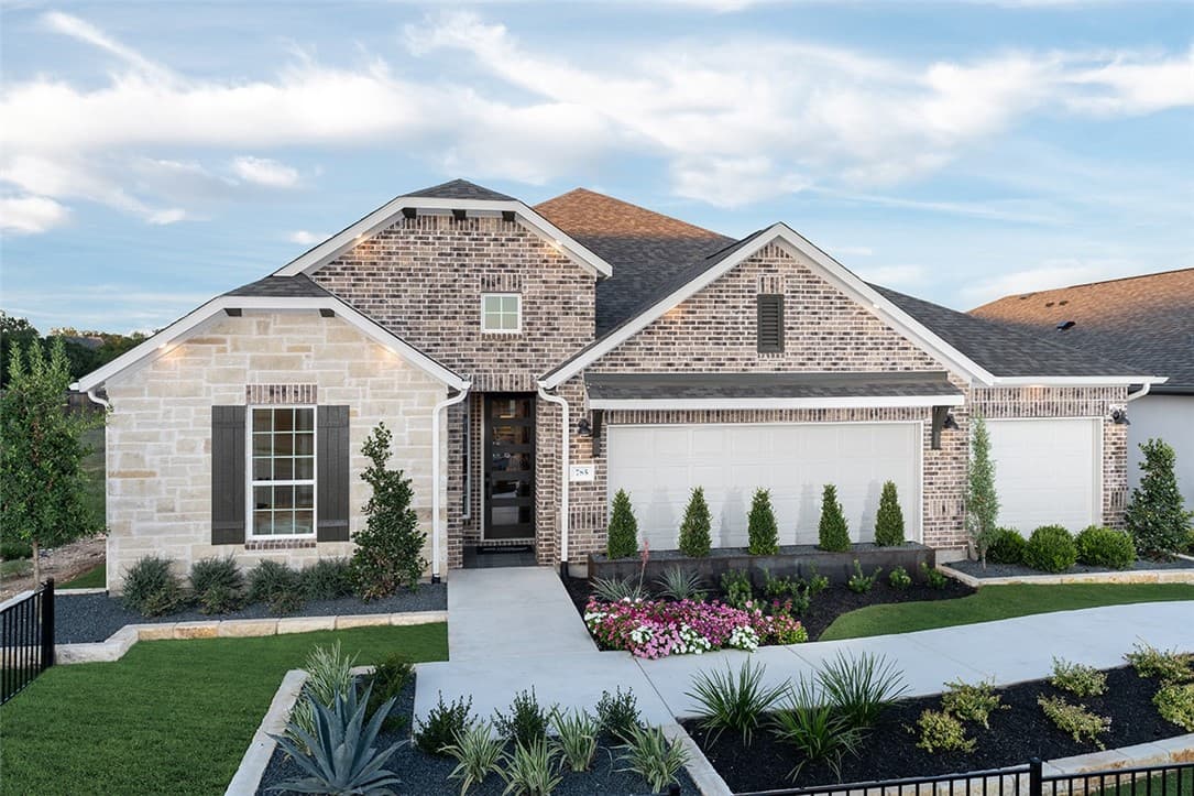 785 Arrowhead Ranch Blvd