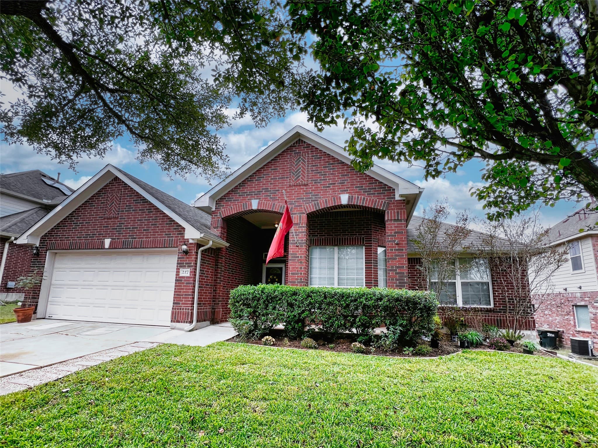 217 Maplewood S