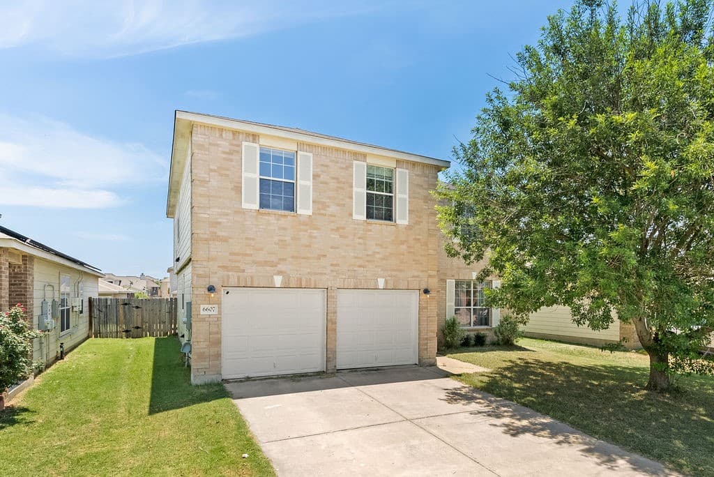 6607 Griffith Loop