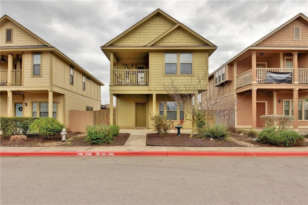 4515 Credo Ln