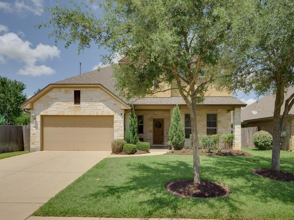 2674 Mirasol Loop