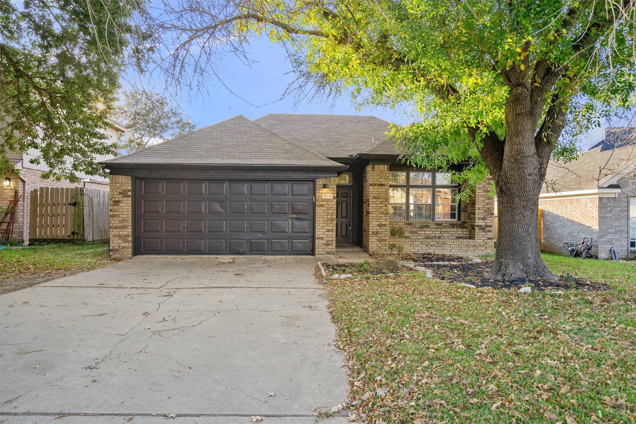 912 Filly Ln