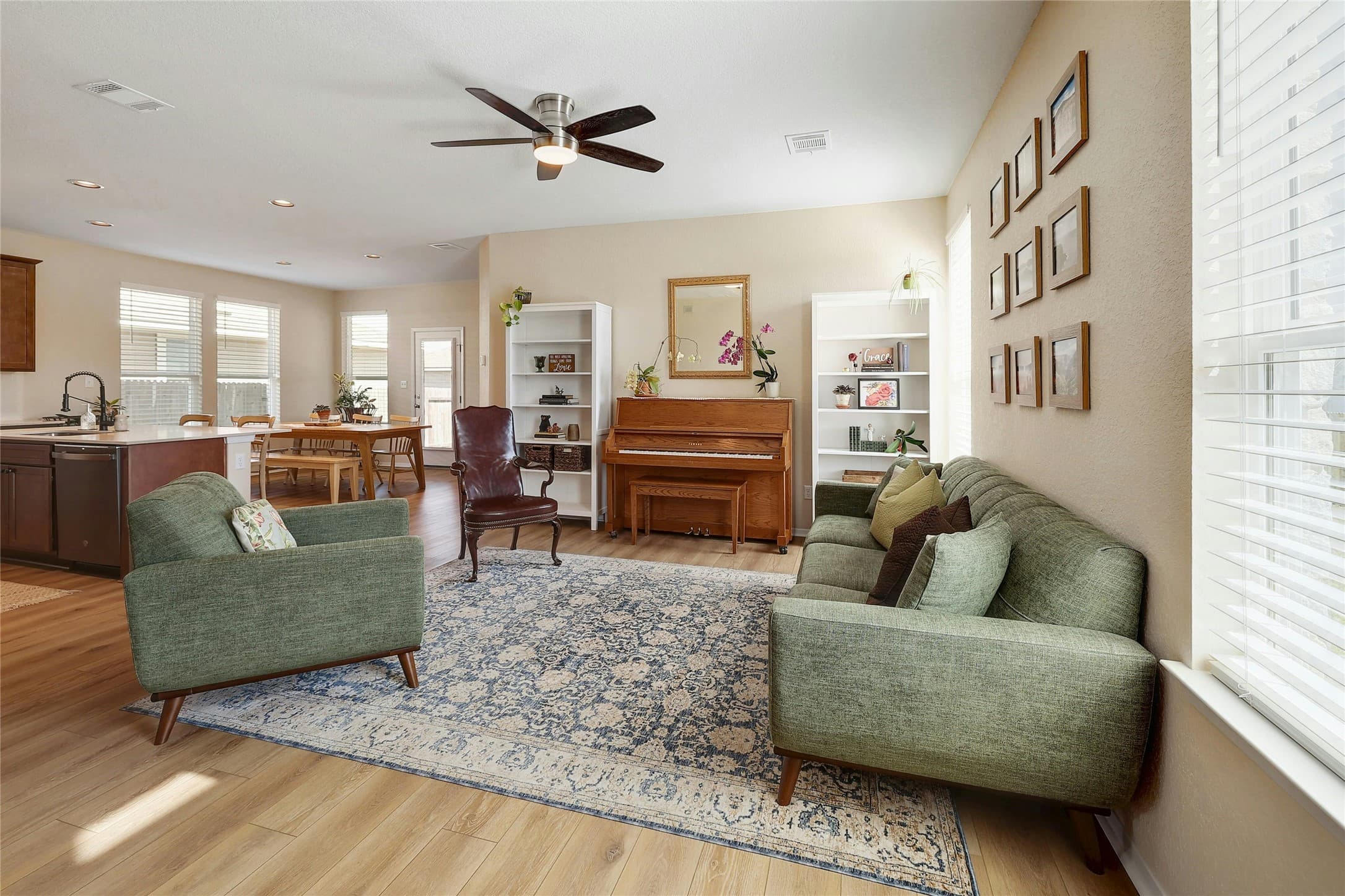 Gallery image 4