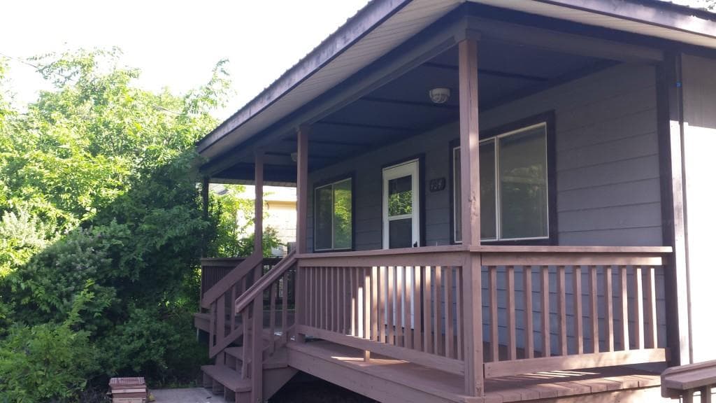 404 Delmar Ave