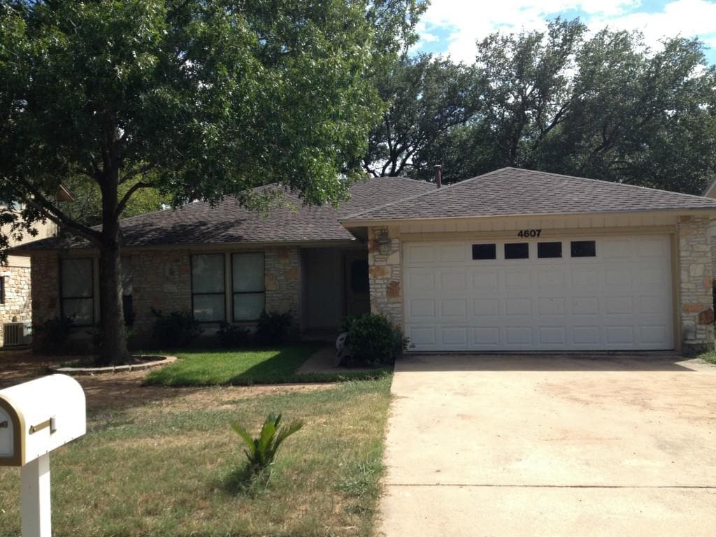 4607 Whispering Valley Dr