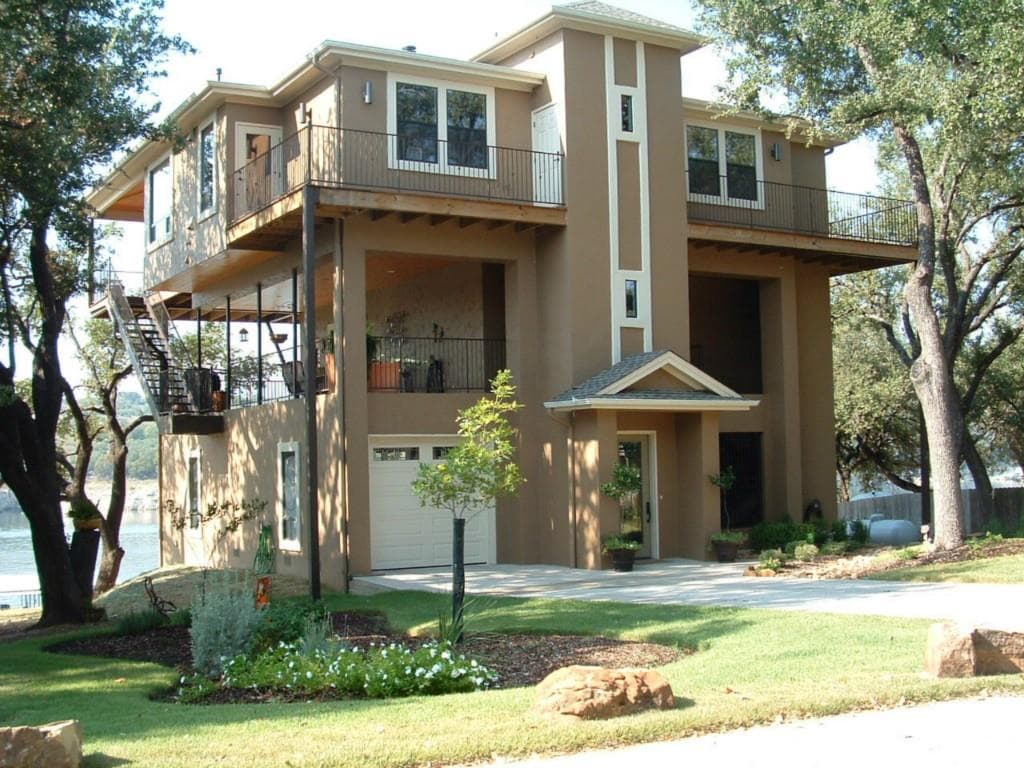 1306 Emerald Rd