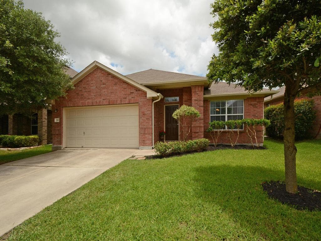 211 Desert Quail Ln