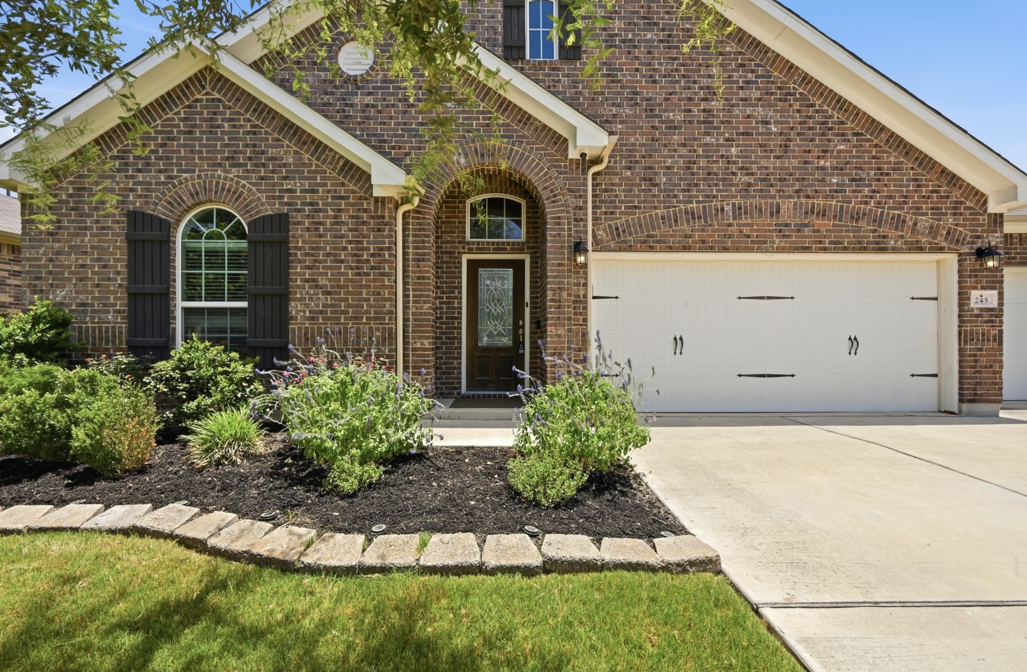 245 Natchez Dr