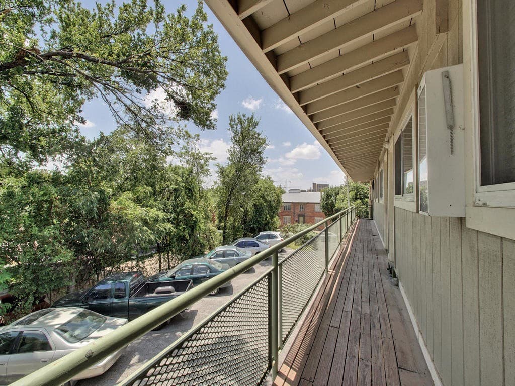 Gallery image 3