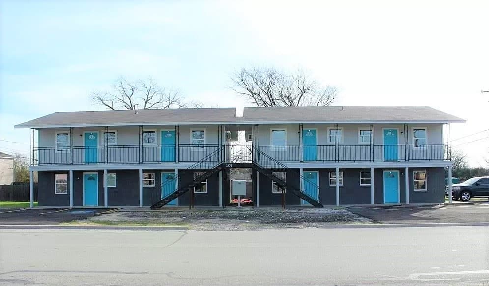 2104 Jerome Dr