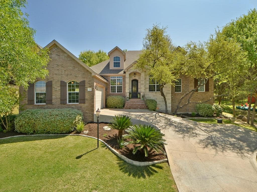 126 Squires Dr
