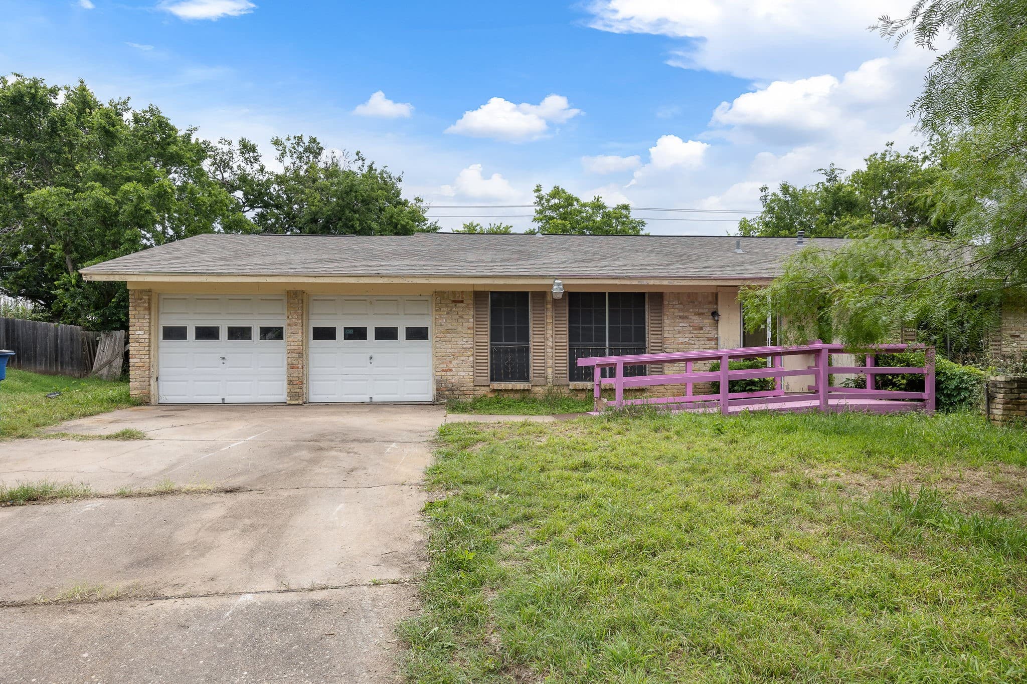 6807 Kings Pt