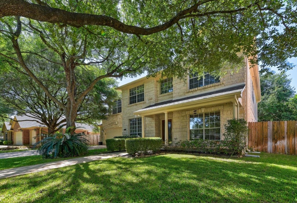 8202 Fern Bluff Ave