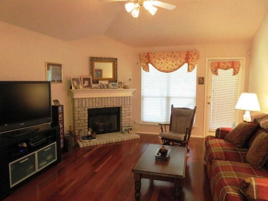 Gallery image 2