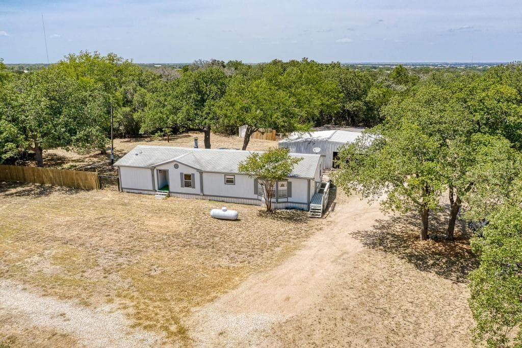 712 County Road 201