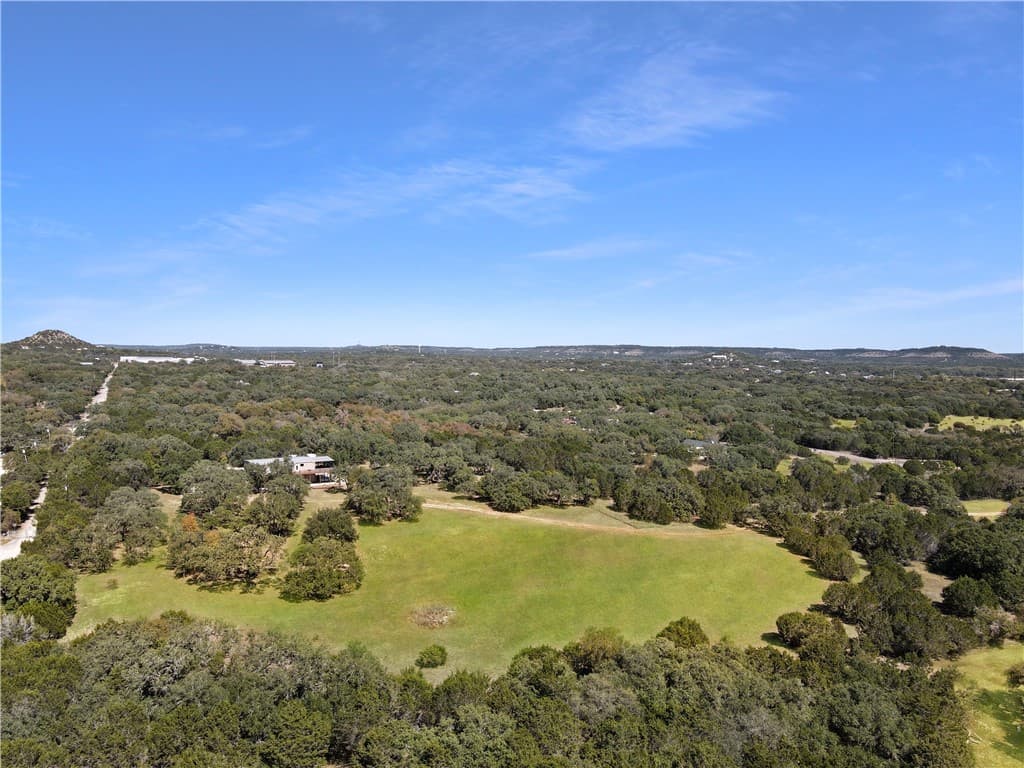 790 Green Acres Dr