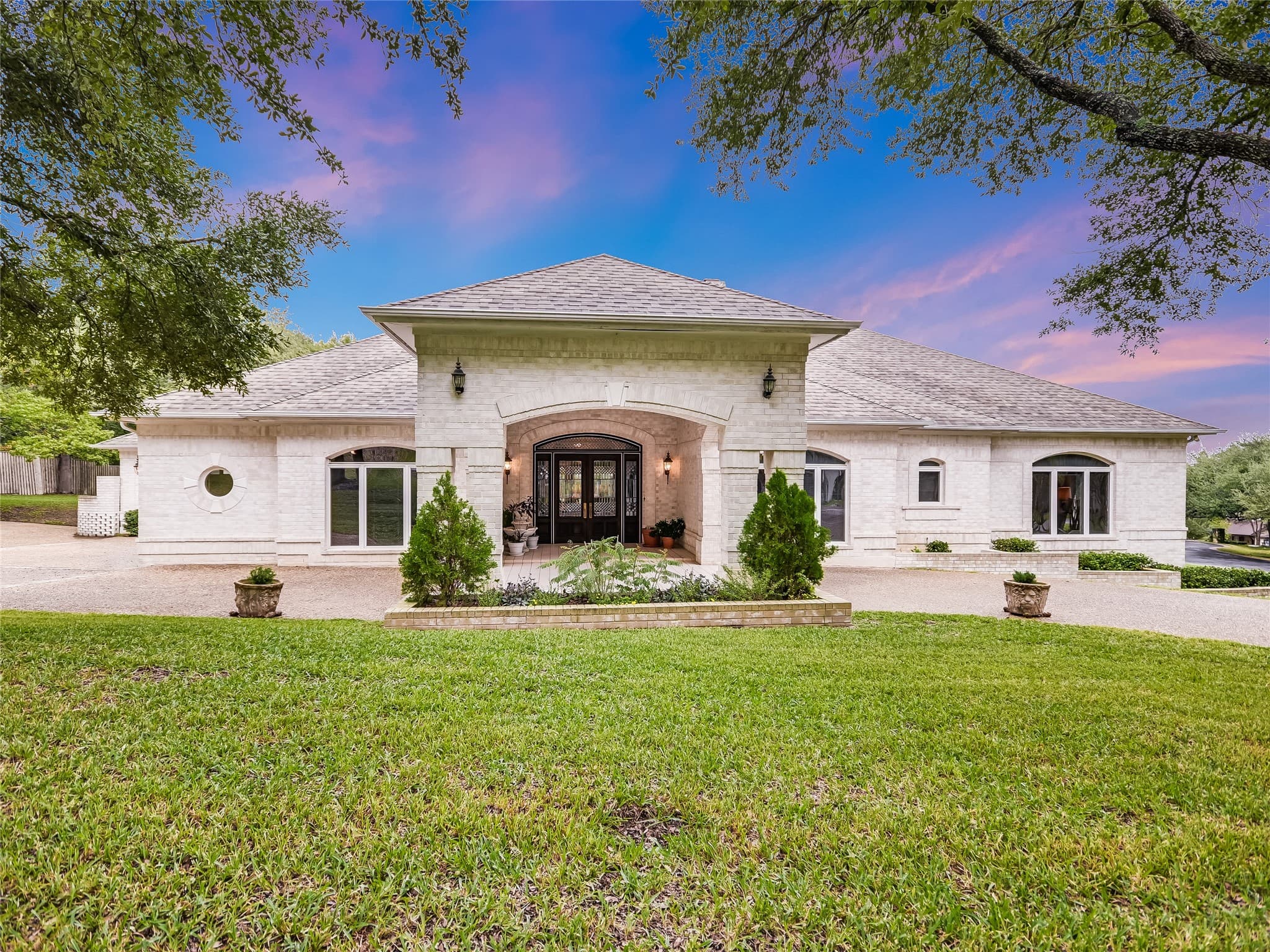 8404 Hickory Creek Dr