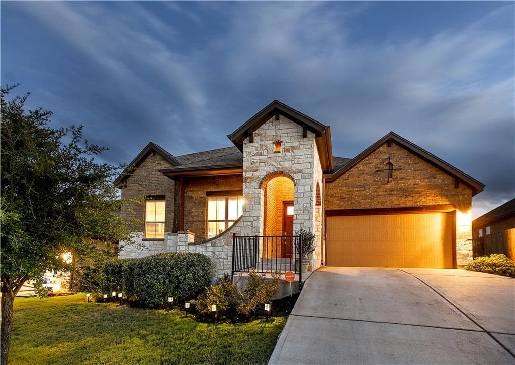 22429 Rock Wren Rd