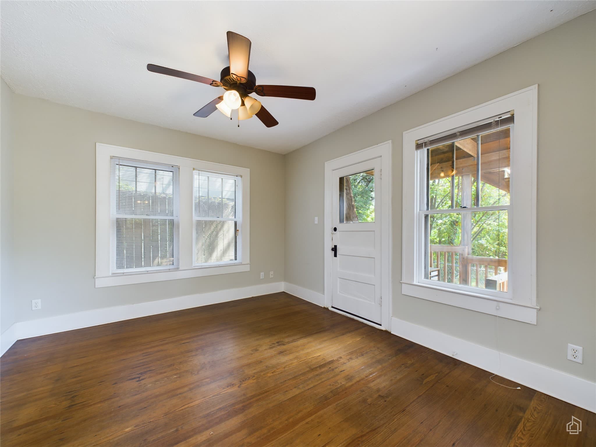 Gallery image 4