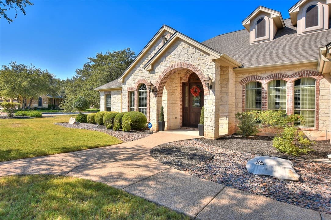 Main property image