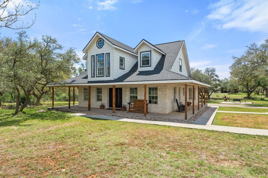 8139 Ozark Dr
