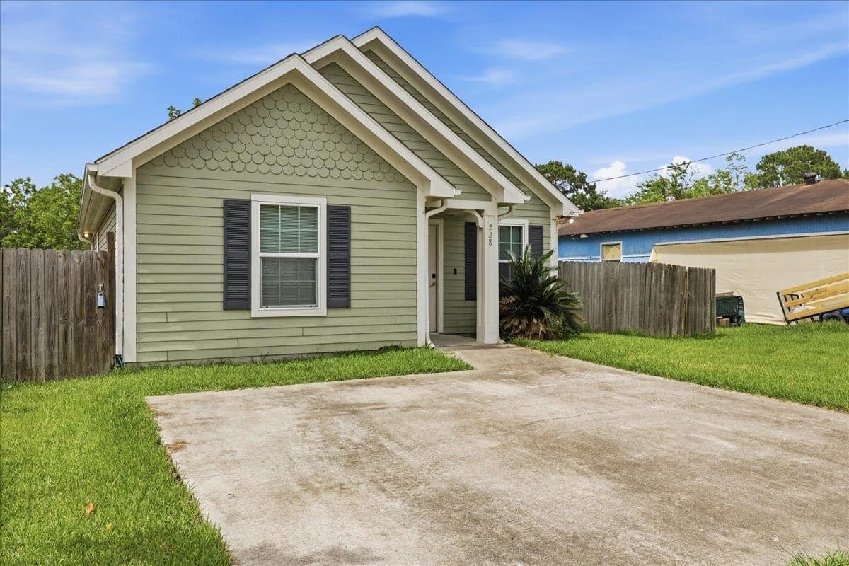 Main property image