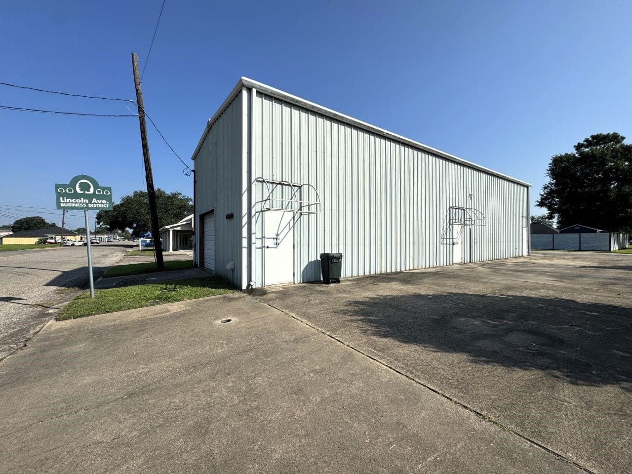 4020 Lincoln Ave
