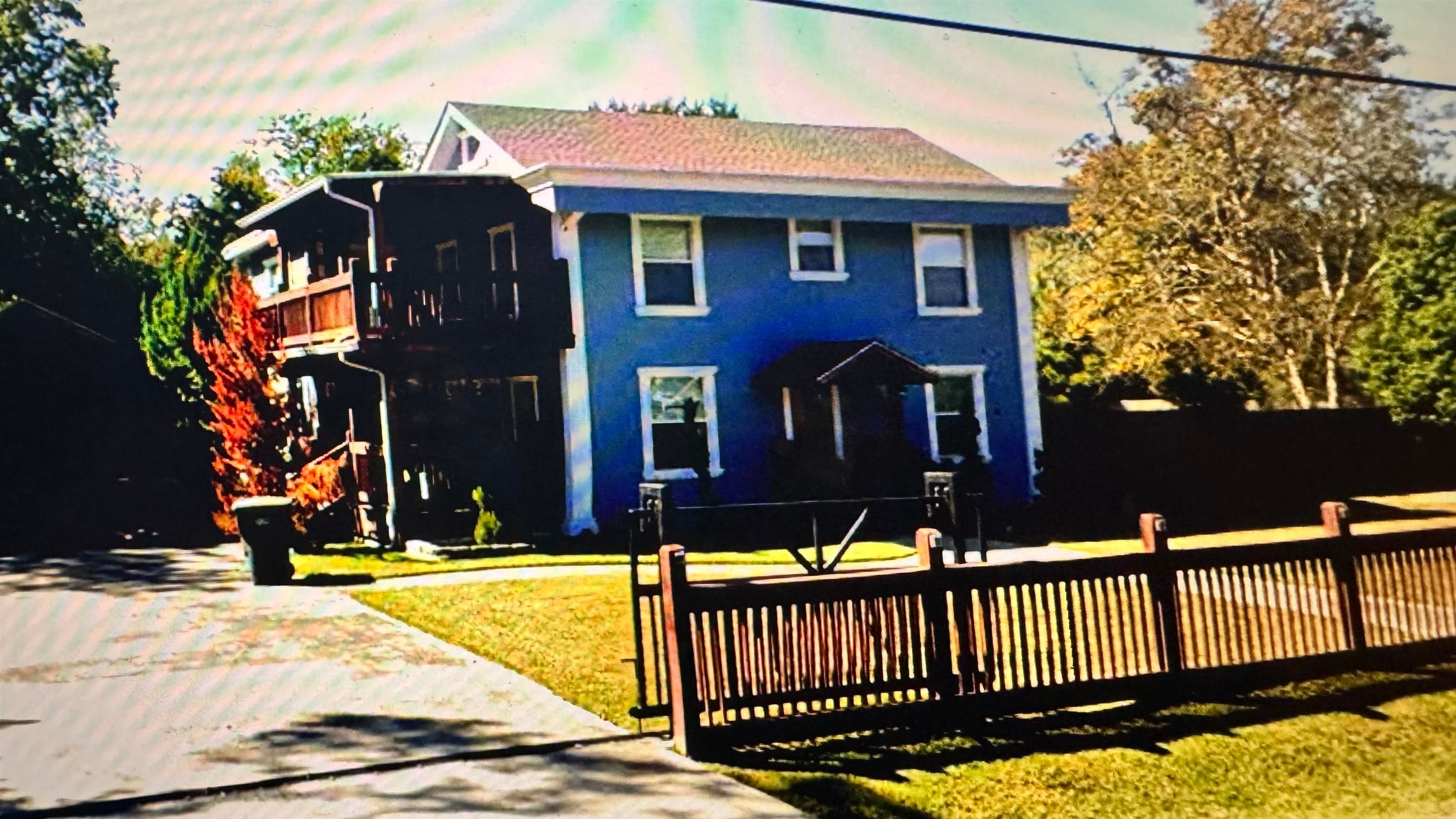 1935 Stanley Blvd