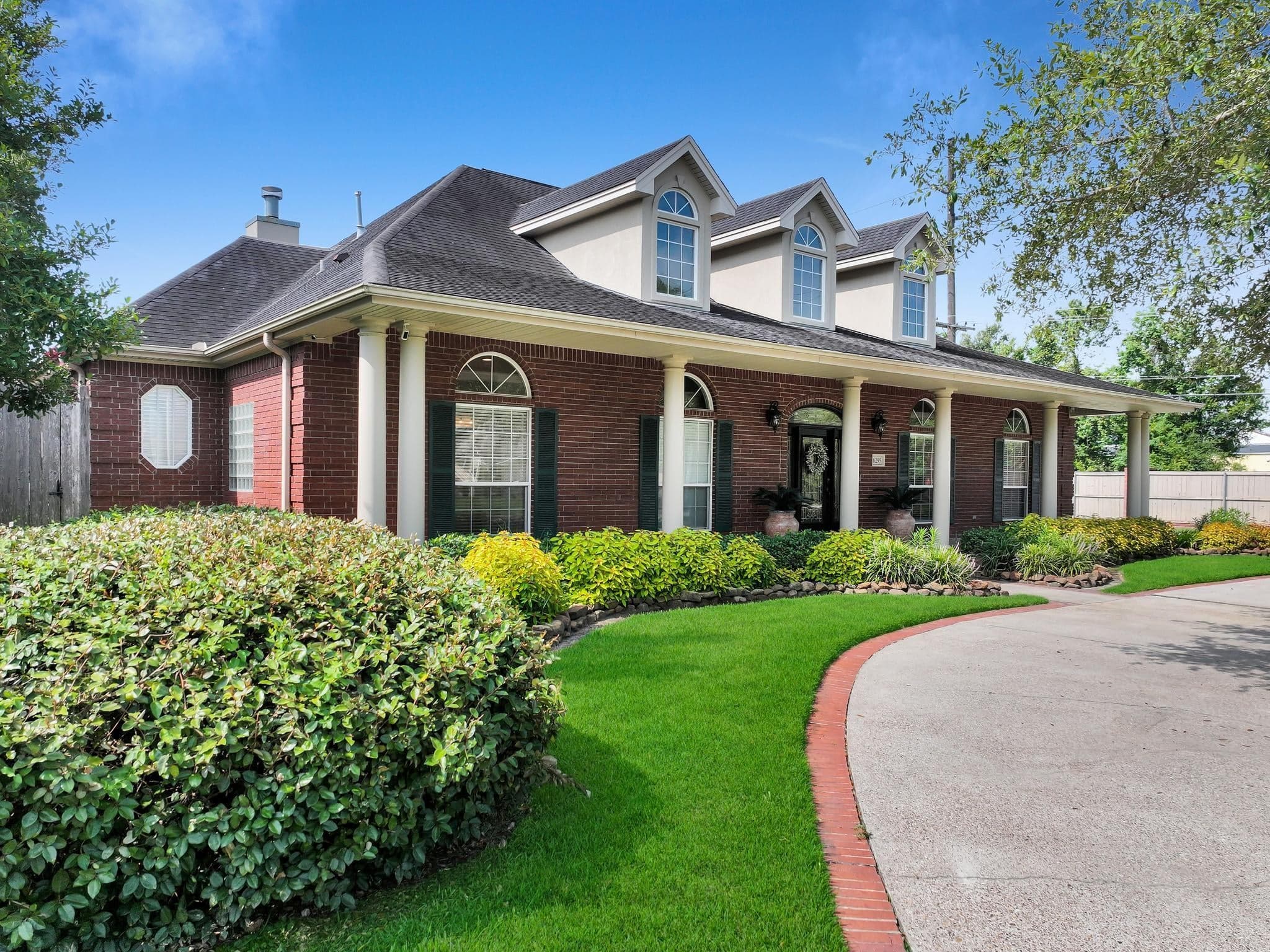 Main property image