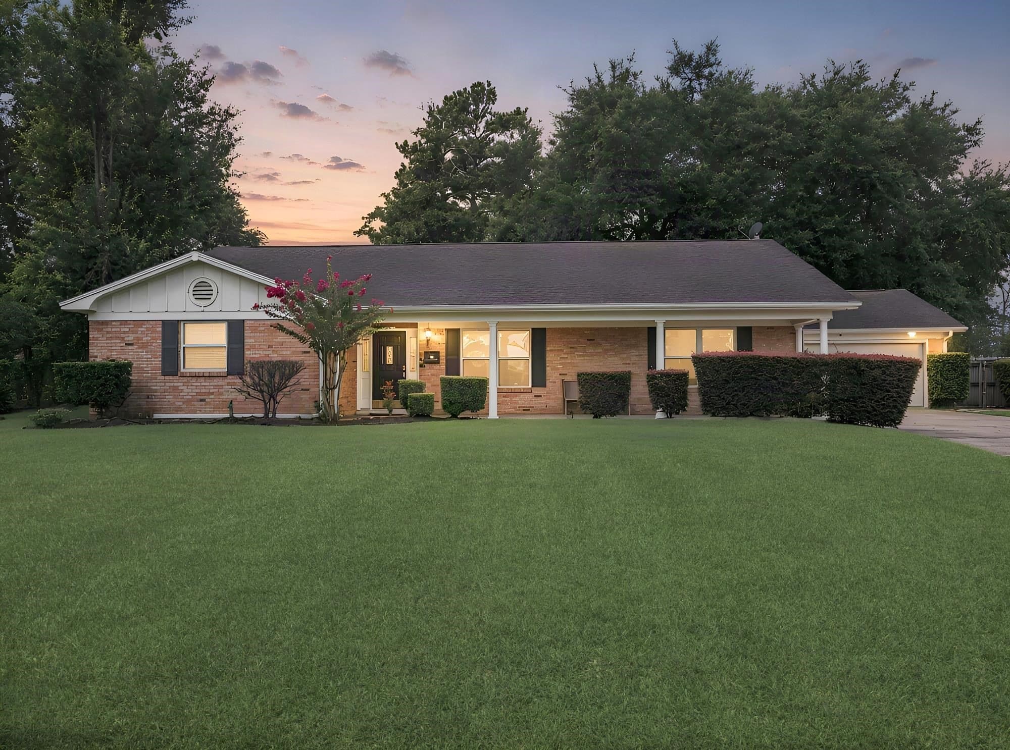 1255 Sandwood Ln