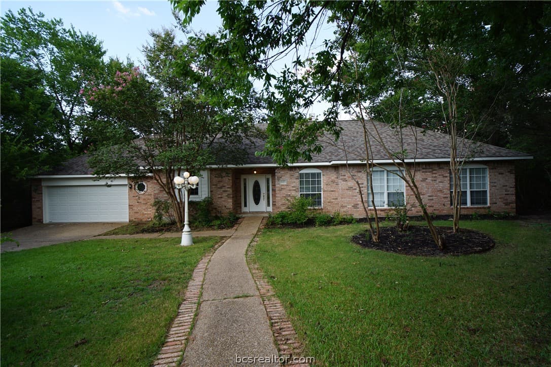 3023 Hummingbird Cir